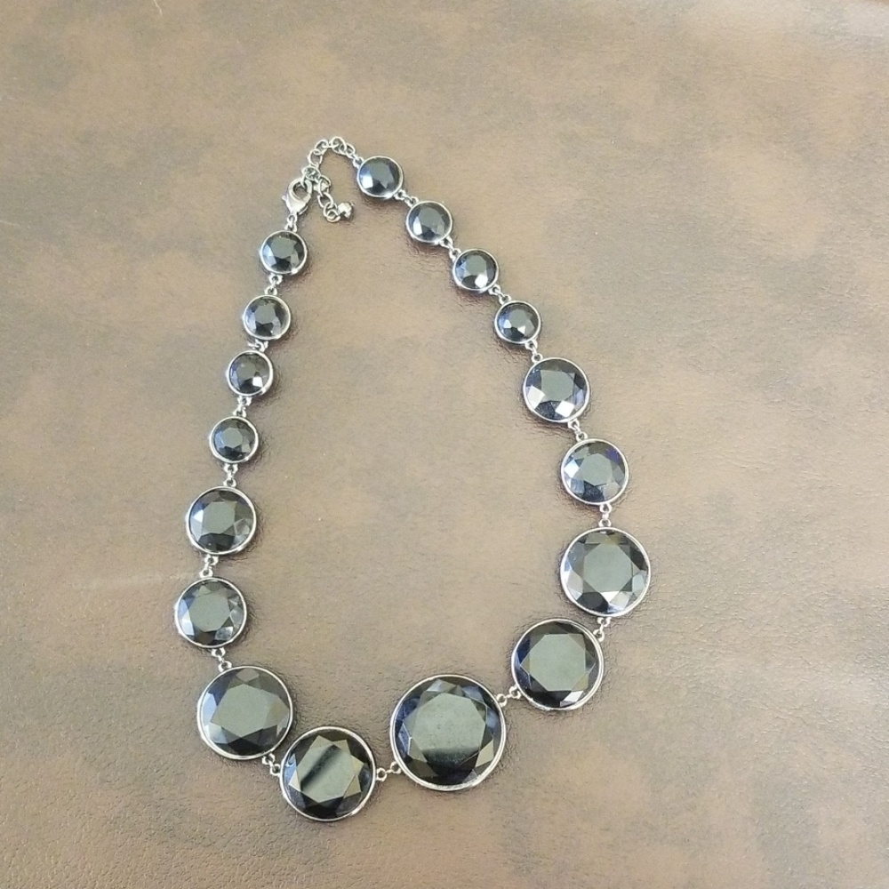 🧡 2/$15 Like New Ann Taylor Necklace